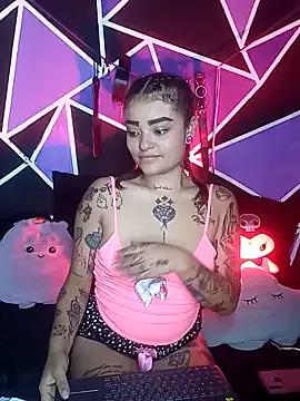 Check-out your craziest wishes with our pick of gaming cams models, featuring big knockers, round tails and tight twats.
