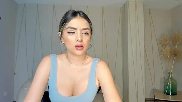 Check-out your craziest wishes with our pick of gaming cams models, featuring big knockers, round tails and tight twats.