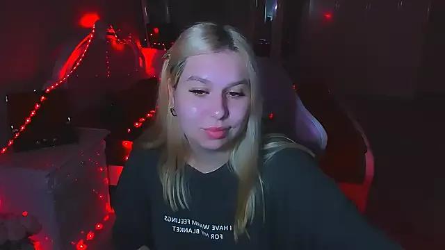 ChloeRicc from StripChat is Freechat