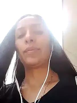 chloewildd_ from StripChat is Freechat