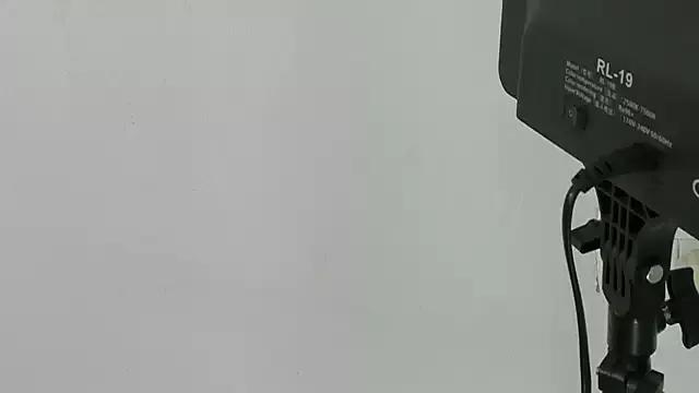 Chlooe_Ebony_ from StripChat is Freechat