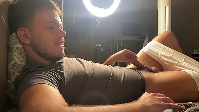 chrischristan from StripChat is Freechat