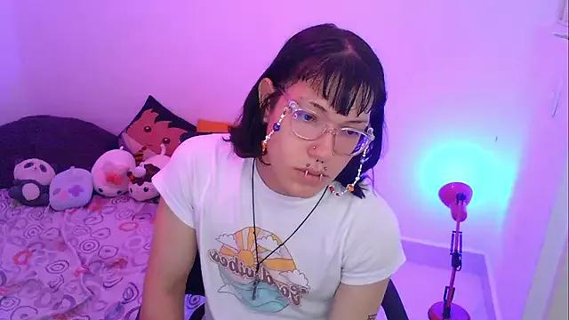 christina_vamp from StripChat is Freechat