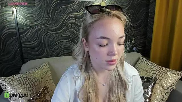 Christy_Little from StripChat is Freechat