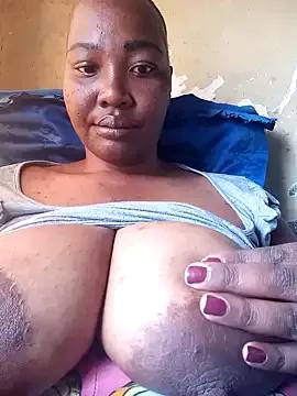 chubbydoll122 from StripChat is Freechat