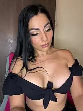 Check-out your craziest wishes with our pick of gaming cams models, featuring big knockers, round tails and tight twats.