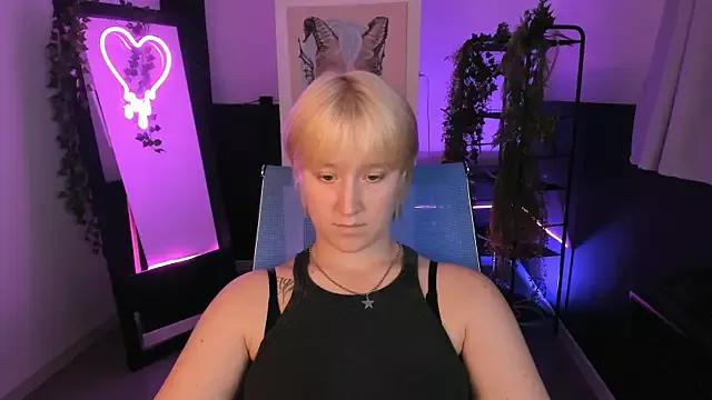 CinBellamy from StripChat is Freechat