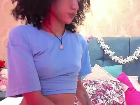 CintiaWalker from StripChat is Freechat