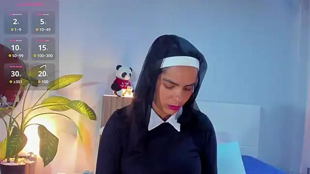 ClaraMariaMon from StripChat is Freechat