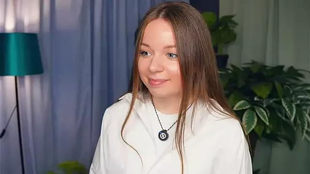 CloverCoey from StripChat is Freechat