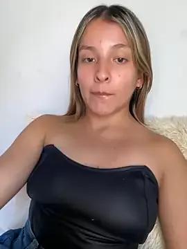 Cora_sarah from StripChat is Freechat