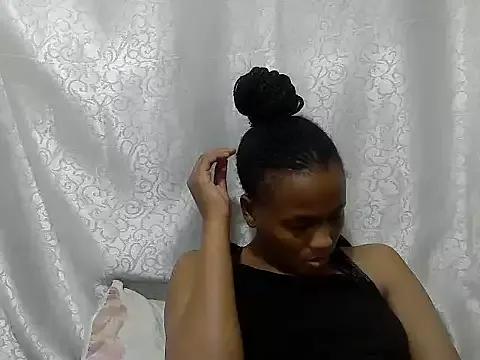 Creamybabee from StripChat is Freechat