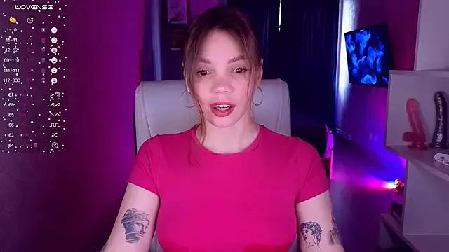 CreamySpot from StripChat is Freechat