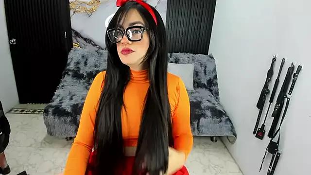 criss_21_ from StripChat is Freechat