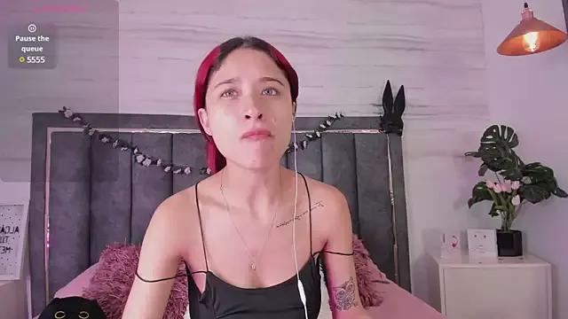 cristal_baker25 from StripChat is Freechat