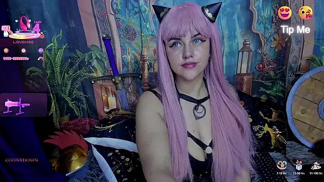 Check-out your craziest wishes with our pick of gaming cams models, featuring big knockers, round tails and tight twats.