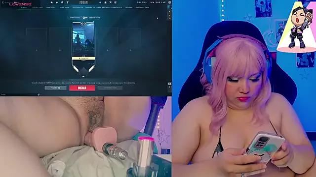 Check-out your craziest wishes with our pick of gaming cams models, featuring big knockers, round tails and tight twats.