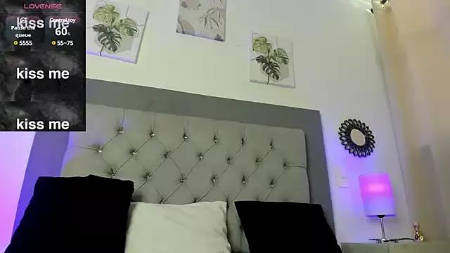 crystal_Frost from StripChat is Freechat