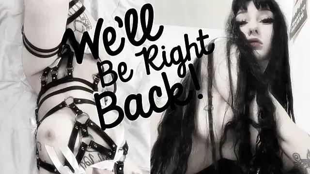 Check-out your craziest wishes with our pick of gaming cams models, featuring big knockers, round tails and tight twats.