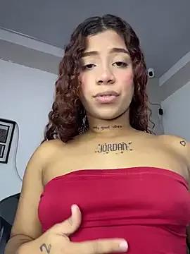 Check-out your craziest wishes with our pick of gaming cams models, featuring big knockers, round tails and tight twats.