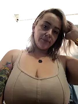 CurvyLust_x from StripChat is Freechat
