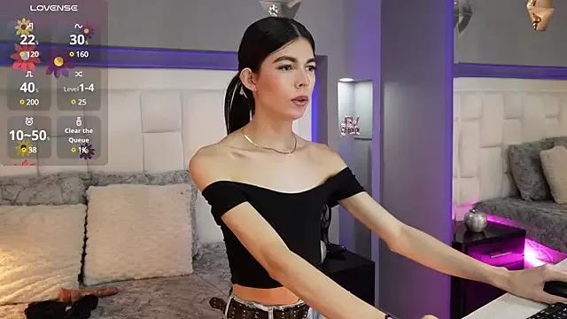 CuteAri from StripChat is Freechat