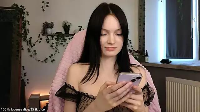 Check-out your craziest wishes with our pick of gaming cams models, featuring big knockers, round tails and tight twats.