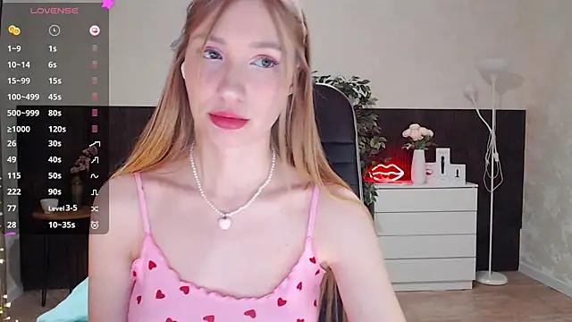 Check-out your craziest wishes with our pick of gaming cams models, featuring big knockers, round tails and tight twats.