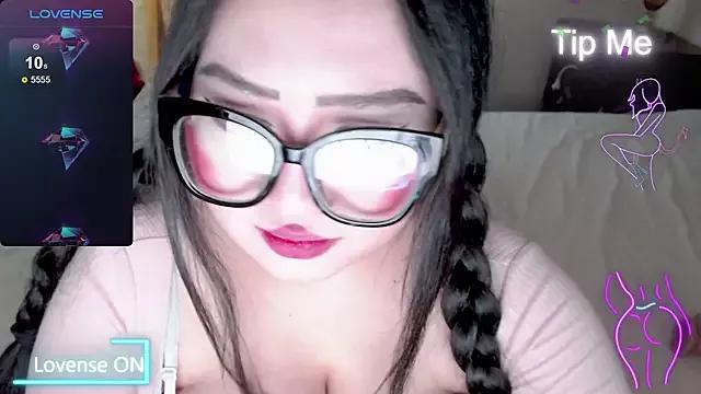 cutie_sakura from StripChat is Freechat