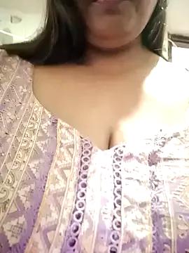 Dada_Boudi-couple from StripChat is Freechat