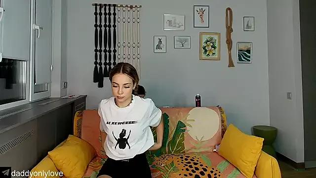 Check-out your craziest wishes with our pick of gaming cams models, featuring big knockers, round tails and tight twats.