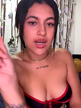 Check-out your craziest wishes with our pick of gaming cams models, featuring big knockers, round tails and tight twats.