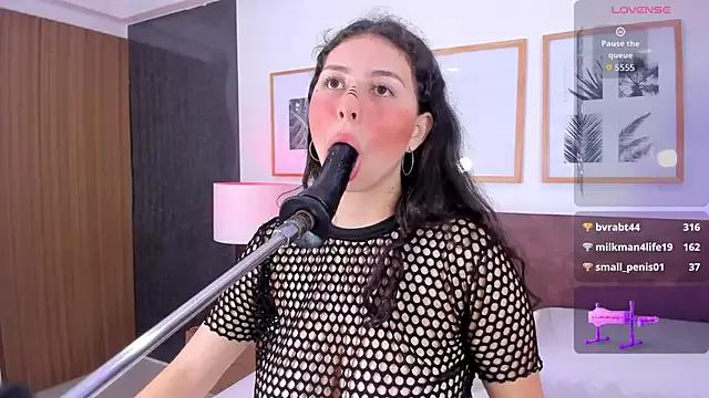 dahian_boobs from StripChat is Freechat