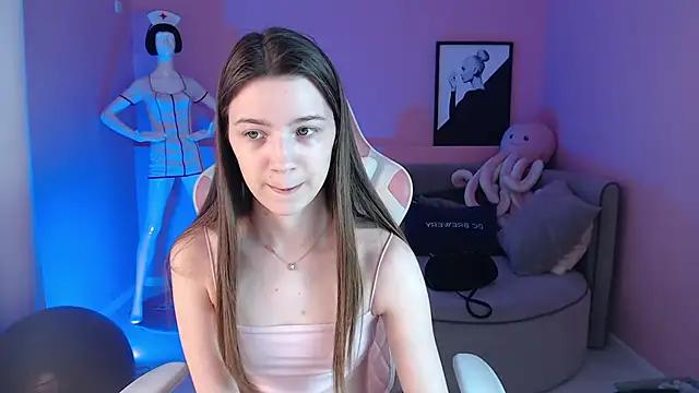 Check-out your craziest wishes with our pick of gaming cams models, featuring big knockers, round tails and tight twats.