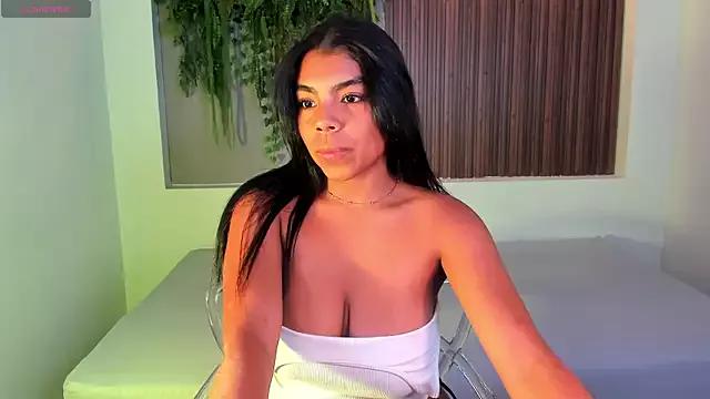 Dakotaferreti from StripChat is Freechat