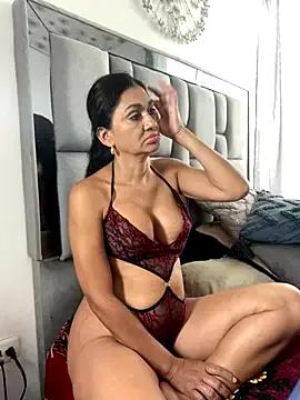 Check-out your craziest wishes with our pick of gaming cams models, featuring big knockers, round tails and tight twats.