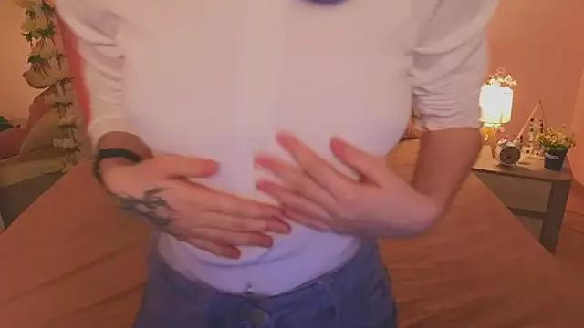 Check-out your craziest wishes with our pick of gaming cams models, featuring big knockers, round tails and tight twats.