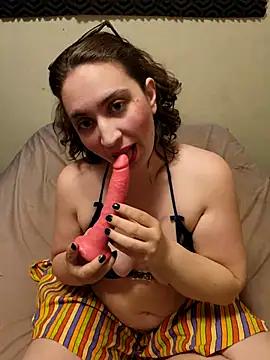 Check-out your craziest wishes with our pick of gaming cams models, featuring big knockers, round tails and tight twats.