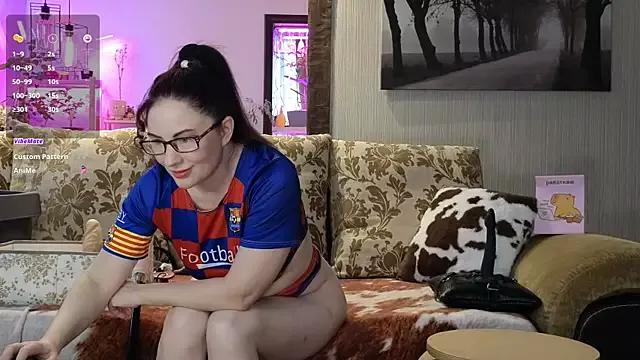 DashaHart from StripChat is Freechat