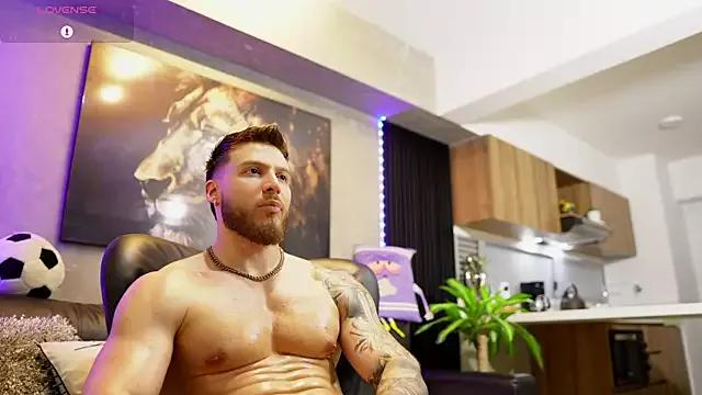 Check-out your craziest wishes with our pick of gaming cams models, featuring big knockers, round tails and tight twats.