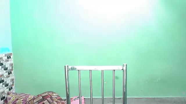 DearKimmi from StripChat is Freechat