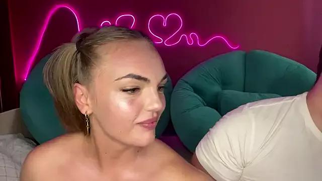Check-out your craziest wishes with our pick of gaming cams models, featuring big knockers, round tails and tight twats.