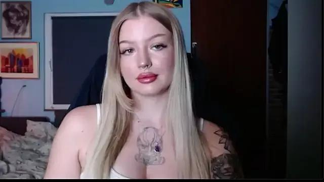 DelightCamila from StripChat is Freechat