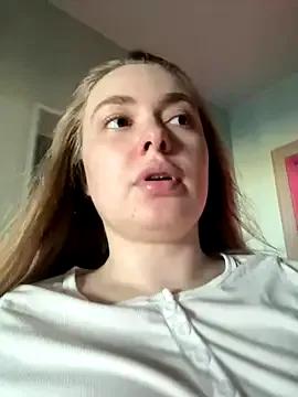 DeniMilkyyyyy from StripChat is Freechat