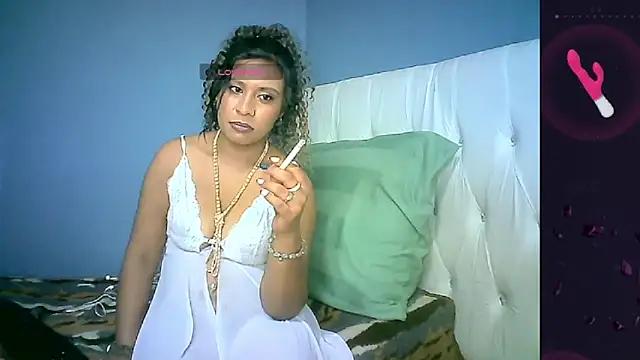 Desi_Delight from StripChat is Freechat