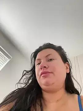 Desire-XOXOX from StripChat is Freechat