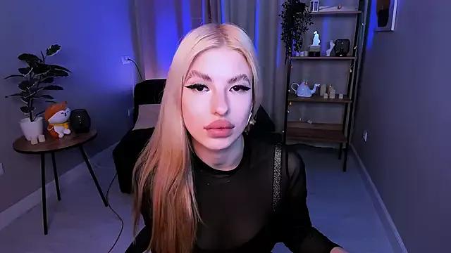 desperate_ramona from StripChat is Freechat