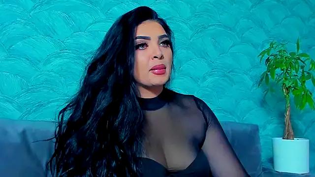 Check-out your craziest wishes with our pick of gaming cams models, featuring big knockers, round tails and tight twats.