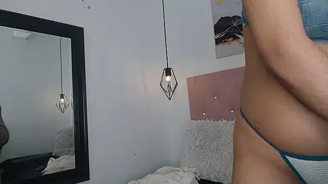 diamond__ass from StripChat is Freechat