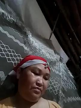 Diana83 from StripChat is Freechat